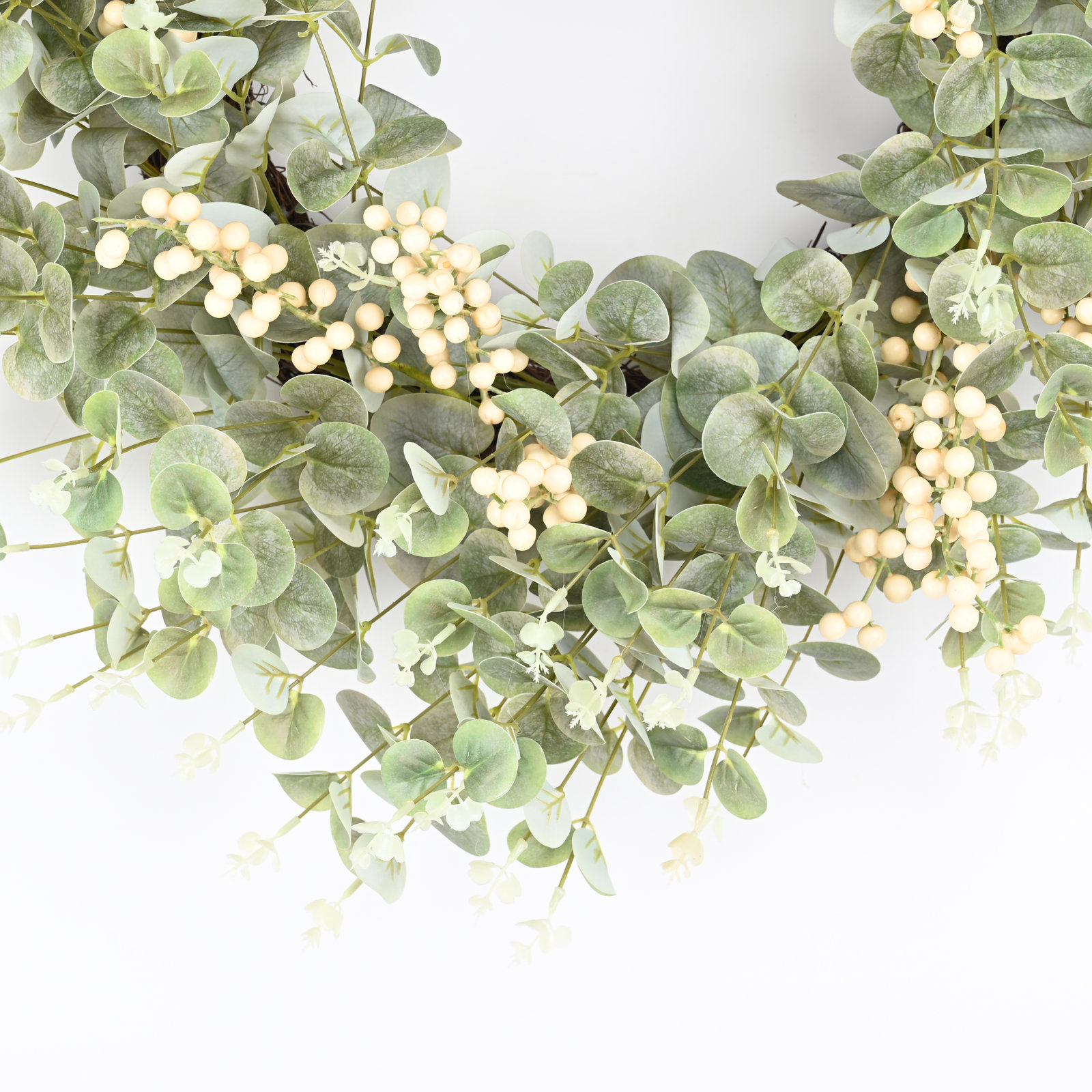 26" Handcrafted Berry Eucalyptus Wreath, Beige/Green 