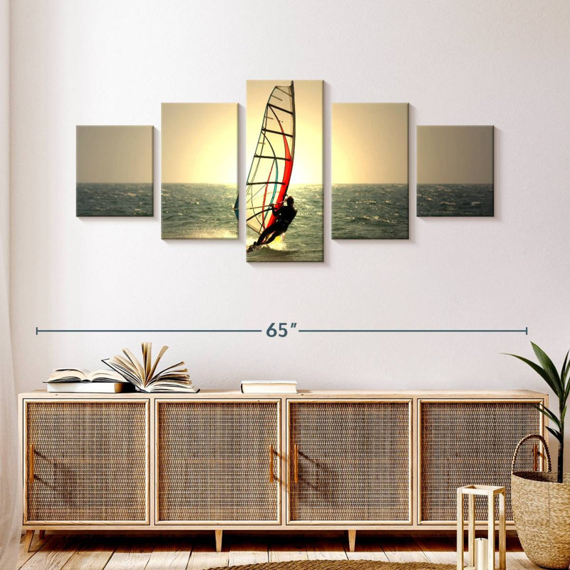 Planche à voile au coucher du soleil, H 24 po x l 55 po