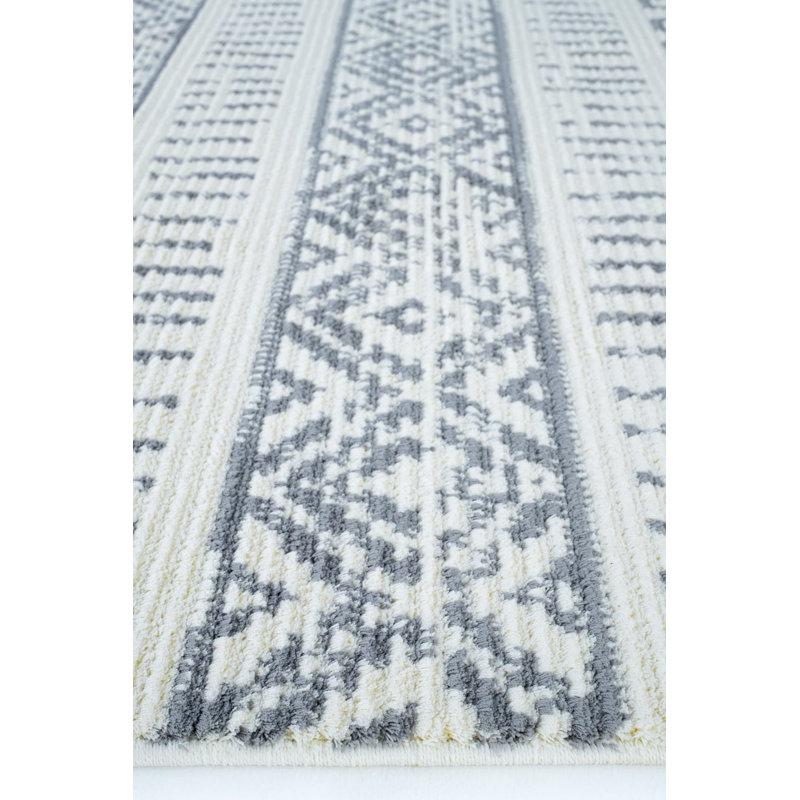 Regnold Geometric Shapes Machine Made Indoor / Outdoor Area Rug, Rectangle 2'7" x 4'11"