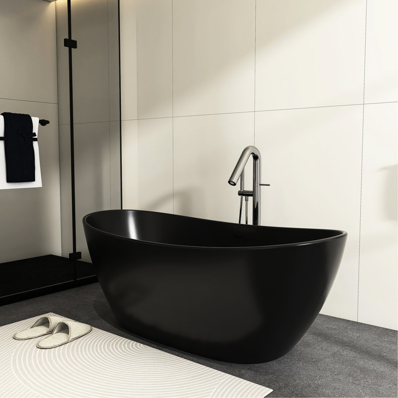 65 po. Baignoire autoportante ovale de 65 po à surface solide noire et esthétique pour salle de bain