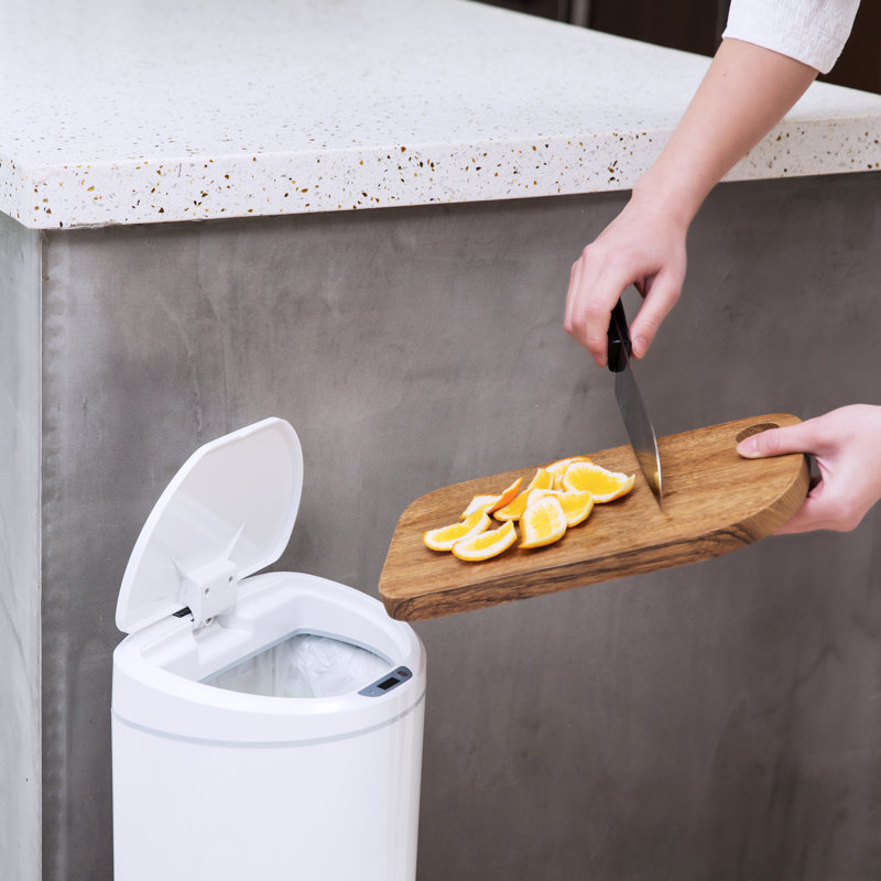White Plastic Touchless Motion Sensor Trash Can 2.1 Gallon