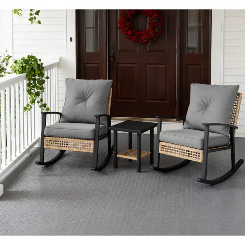 Ensemble de coussins capitonnés à boutons avec meubles de patio, chaises berçantes en rotin, table basse et chaises