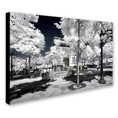 Reproduction de photo sur toile tendue, "un autre look à paris xi"