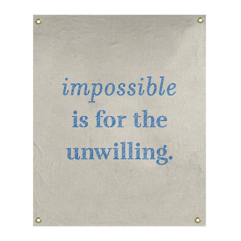 Tapisserie quote « impossible à écrire » en polyester, H 80 po x l 59 po, Blanc / Bleu
