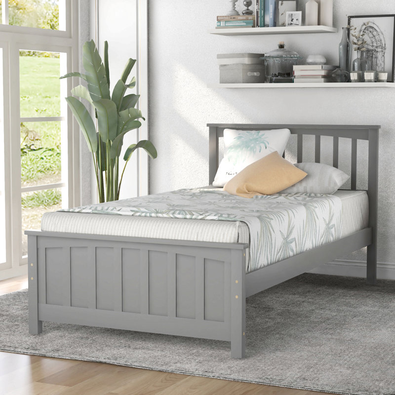 Lit plateforme en bois, Gris