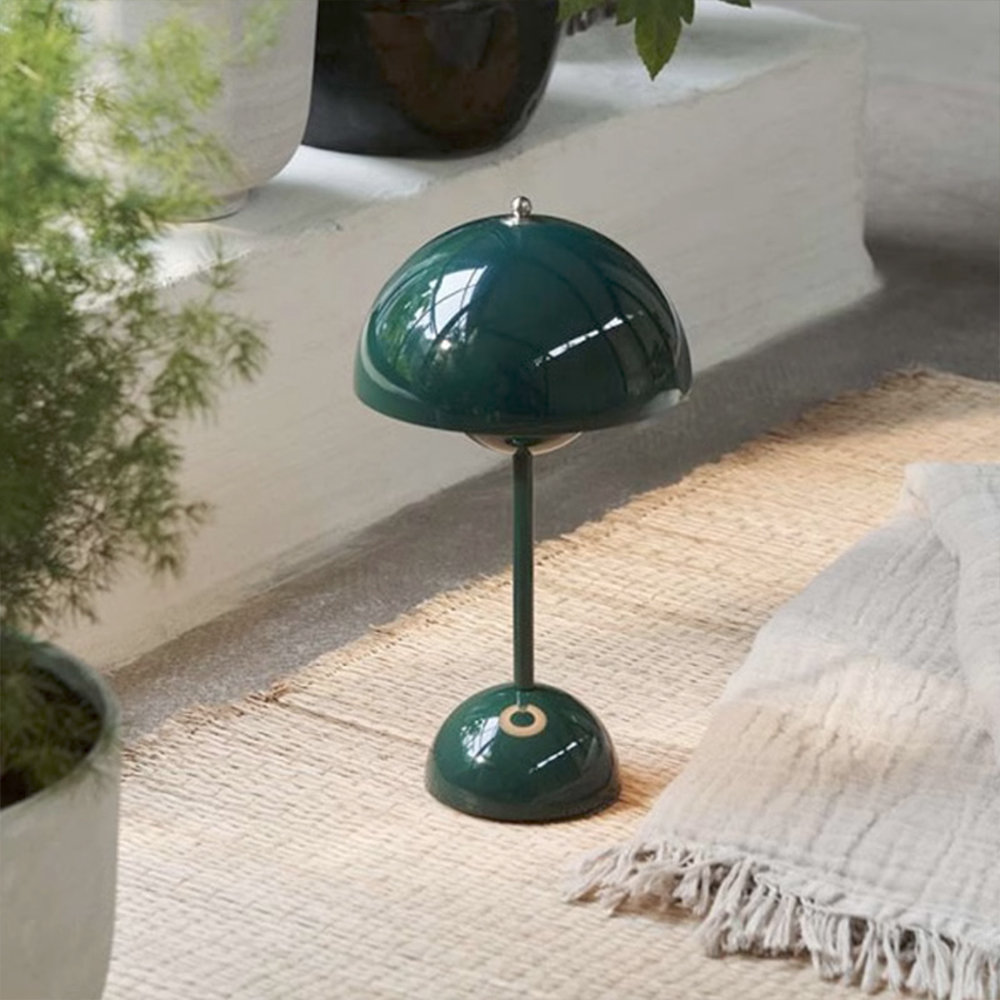 Brunilde Adjustable Metal Table Lamp, Dark Green, Dark Green