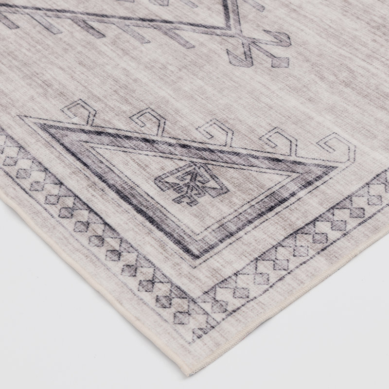 Washable Moroccan Indoor Rug, Rectangle 5' x 7'