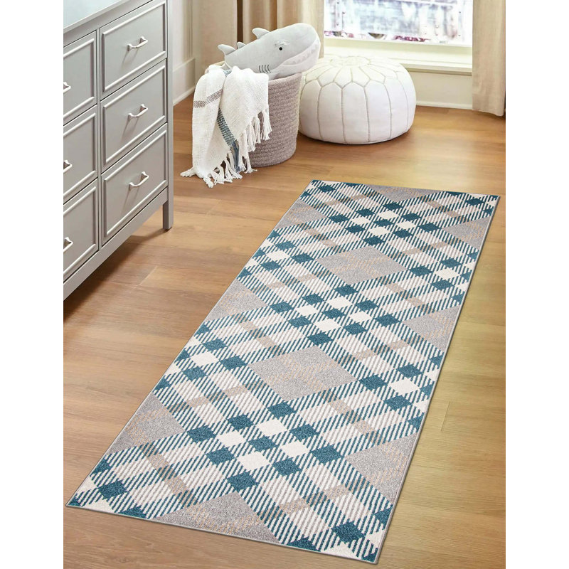 Mazuri Indoor Rug, Runner 2'6" x 8'