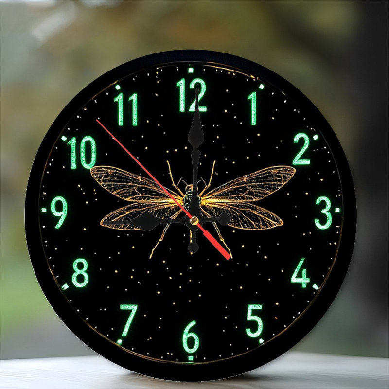 Horloge murale unique en forme de libellule