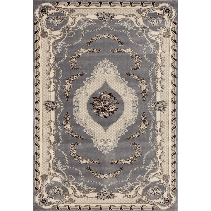 Tabriz Oriental Indoor Rug, Rectangle 3'9" x 5'9"