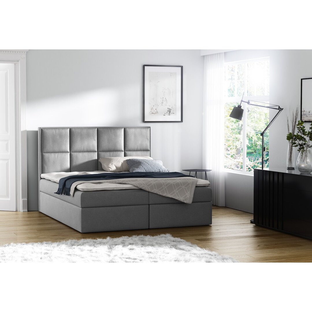 Boxspringbett Bot mit Topper und Bettkasten