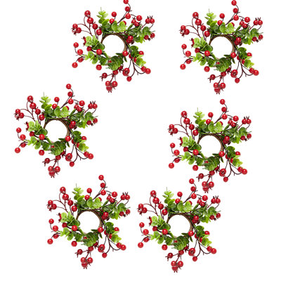 Anneau de bougie pilier avec baies rouges de Noël et feuilles d'eucalyptus artificielles de diamètre intérieur