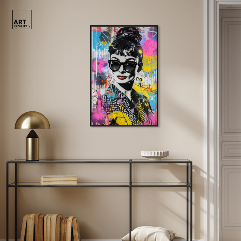 «Graffiti Urban Star» par Hokku Designs, H 16 po x l 11 po, Cadre noir