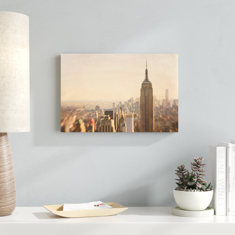 Empire State, H 12 po x l 18 po