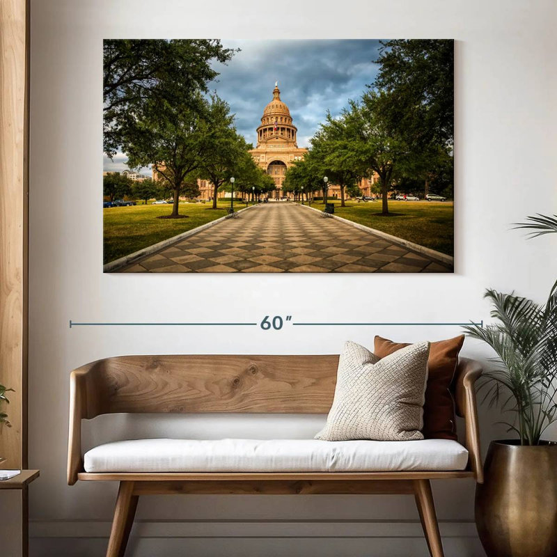 Ravi, Texas State Capitol, H 34 po x l 51 po