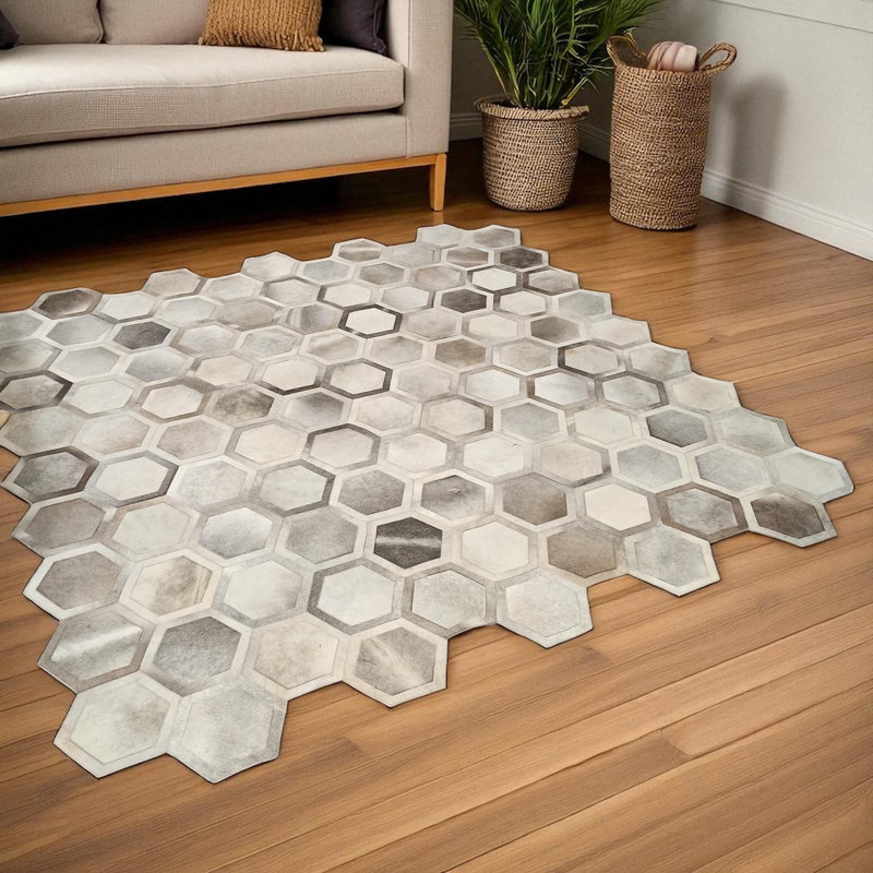 Tapis gris en cuir de vache patchwork gris, tapis en cuir naturel, Rectangle 9 pi 6 po x 13 pi 6 po