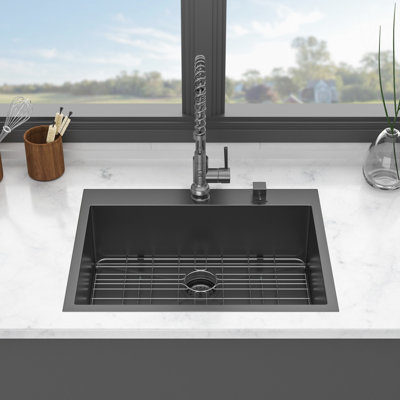 Évier en acier inoxydable noir industriel 28 x 22 - calibre 16 pour un débit d'eau efficace, résistant à un drainage rapide