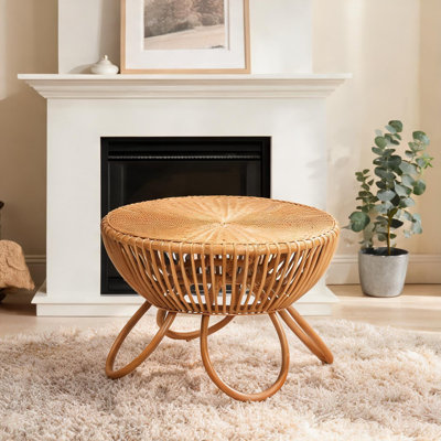 Table basse ronde Boho avec plateau en rotin à tissage ouvert et pieds évasés, 31,5 po, accent naturel pour le salon