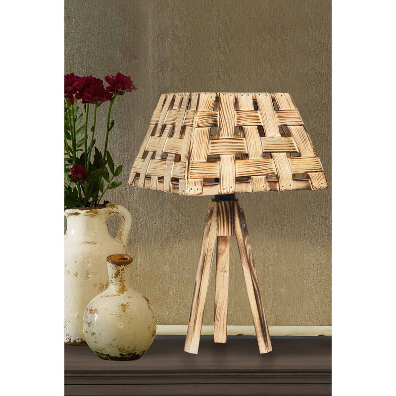 Lampe trépied en bois massif Sipan, Brûlé naturel