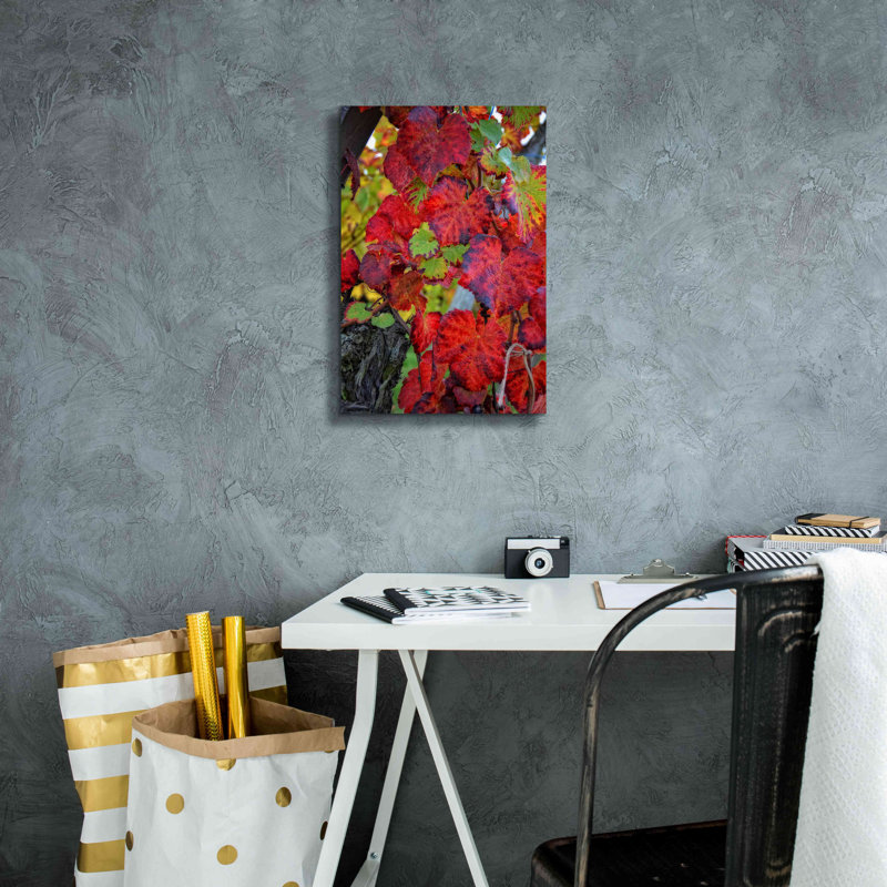 Velvet Leaves - Impression sur toile tendue, H 18 po x l 12 po x P 0,75 po