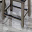 Tabouret de comptoir 24 po, finition blanc antique, siège en cuir noir-1005296914-1005296927