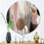 «Pink Rosegold Captivating Circle I - Abstract Modern Shapes», art mural rond transitionnel sur métal-88627674