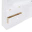 Lit simple blanc avec fenêtre, tiroirs de chevet, douilles et tablettes