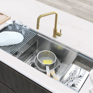 28'' W Versa Workstation 60/40 Double Bowl Undermount 16-Gauge Stainless  Steel Kitchen Sink w/ Matching Accessories by Stylish International