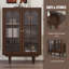 Vitrines en bois massif et verre foncé