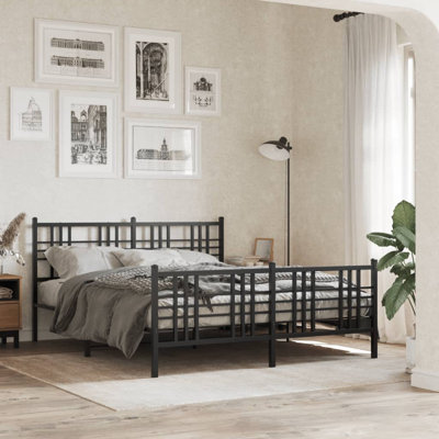 Novarayne Metal Bed