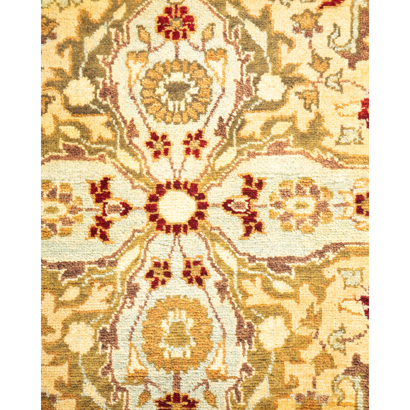 Classic One-of-a-Kind 4' 4" X 6' 4" Hand Knotted Area Rug