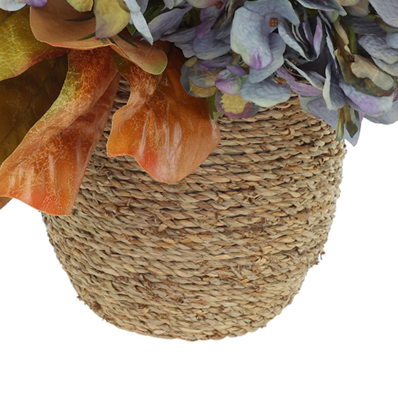 Arrangement d'automne Catron avec hortensias et feuilles en pot de corde