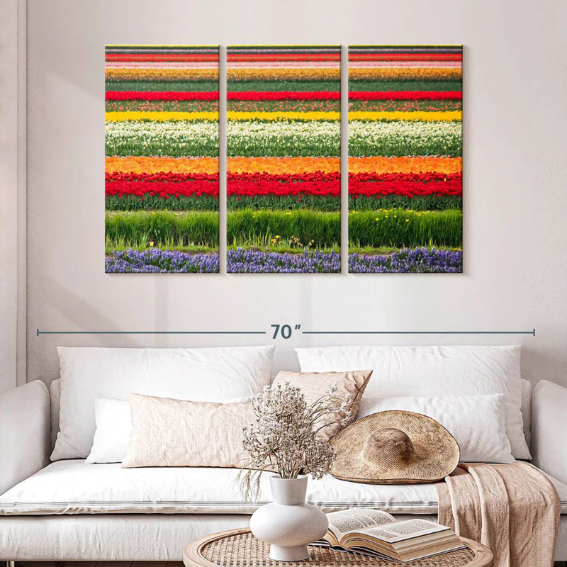 Rorry Bollenstreek Tulips, 32" H x 50" W
