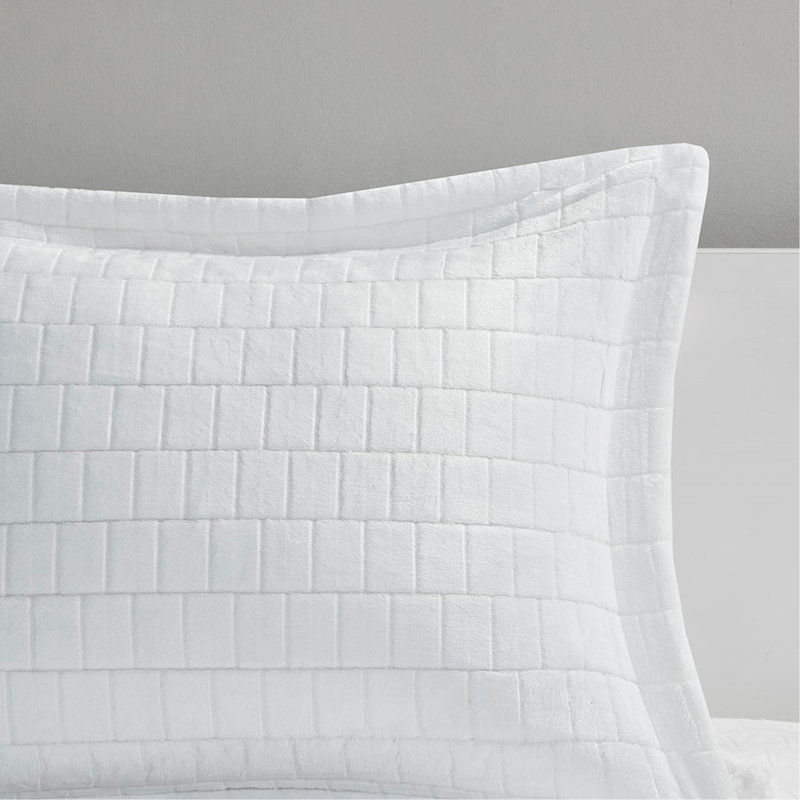 Plush To Sherpa Comforter Set, Queen Comforter + 2 Shams