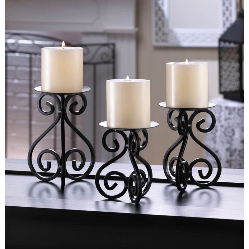 Trio de chandelles à roulettes