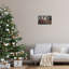 Père Noël lisant par feu, estampe numérique par Imagine It Images-200204813-200204812