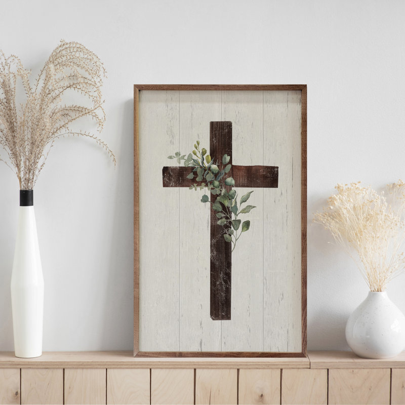 Croix avec verdure blanchie, L 24 po x H 36 po