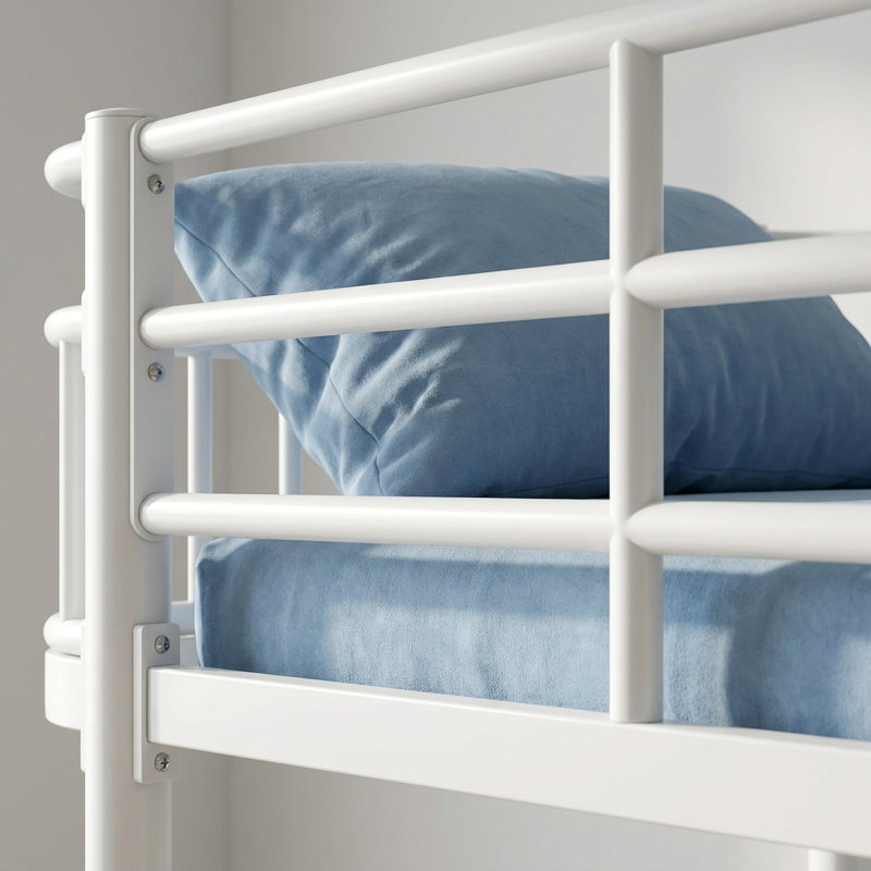 Lit superposé Kittredge pour enfants avec garde-corps complets et échelle sécurisée, structure en métal durable pour les chambres partagées, conception peu encombrante