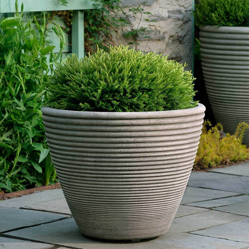 Bibendum Planter, Low, 17.75" H x 22.5" W x 22.5" D