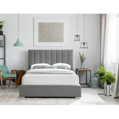 Lit plateforme tapissier Pierce