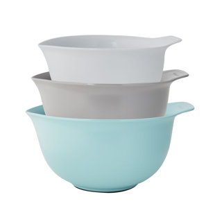mixing bowls s/3, taupe/green/white WAIT - Whisk