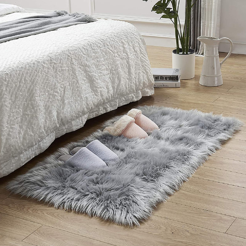 Kellor Washable Silver Gray Fluffy Faux Sheepskin Fur Shag Area Rug, Rectangle 2' x 3'