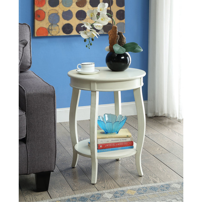 Table d'appoint à finition blanche antique avec tablette de rangement, Antique White