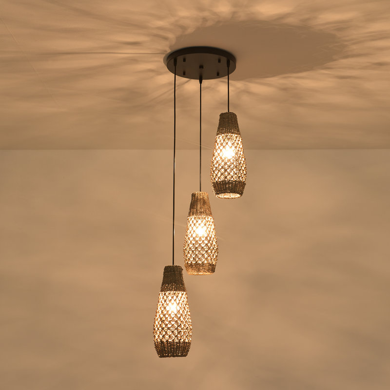 Luminaire suspendu en rotin 3 lumières Camesha