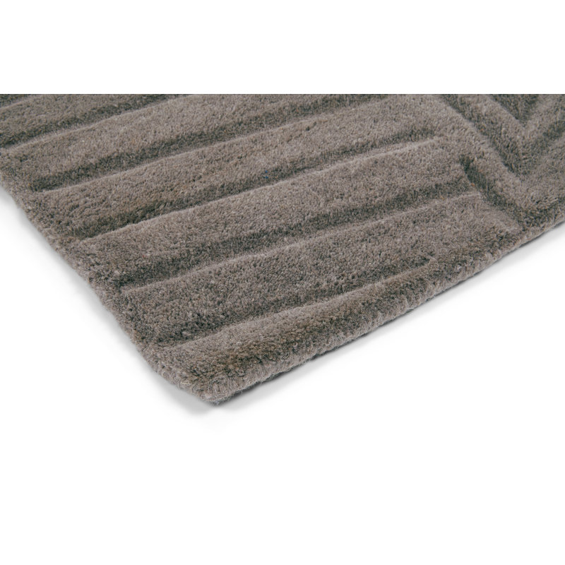 Folia Hand Tufted Wool Area Rug in Gray, Rectangle 5'7" x 7'10"