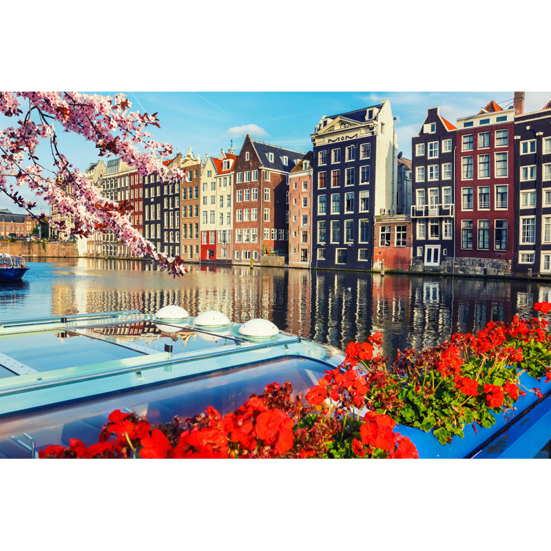 Amsterdam au printemps - Photographie sur toile tendue, H 20 po x l 30 po