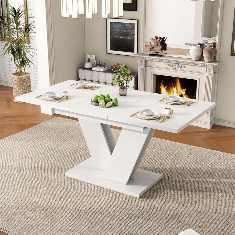160 cm Extendable Dining Table