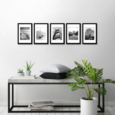 Cadres muraux avec passe-partout Gallery