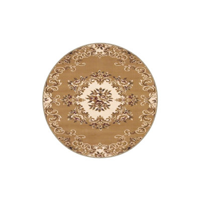 Tapis traditionnel traditionnel avec des motifs géométriques dans des tons bruns
