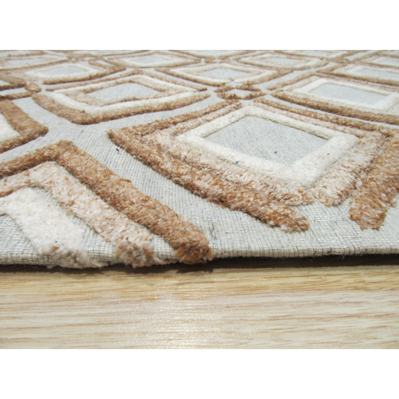 Tapis contemporain en laine noué à la main à motif de losanges brun Hensley